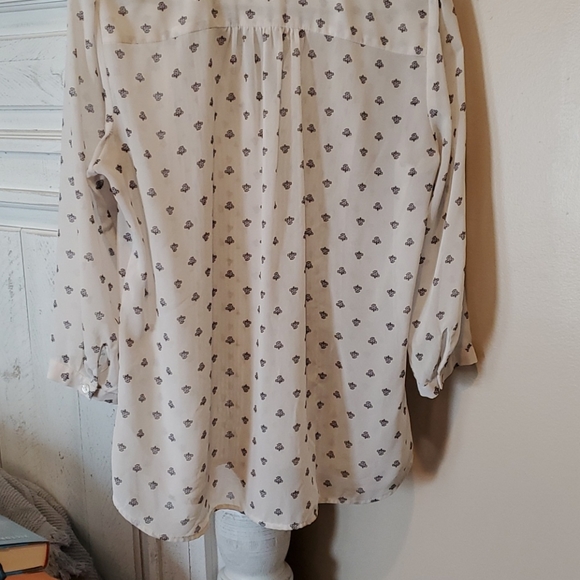 H&M blouse - Picture 2 of 6